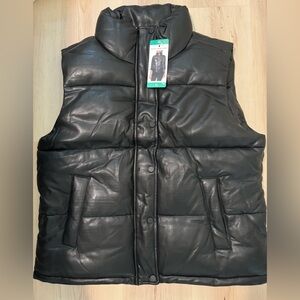 NWT Black Puffer Women Vest size XL